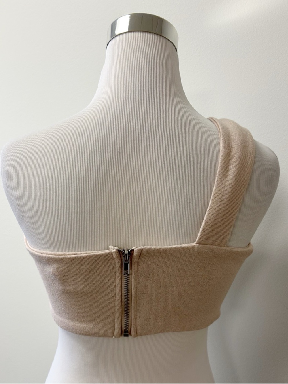 Princess Polly • Ribbon Bow Tank - Picture 3 of 5